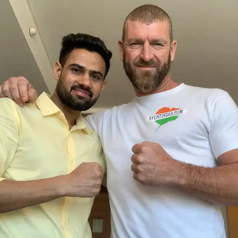 Physiotherapy session with Mark Hyland in Mumbai